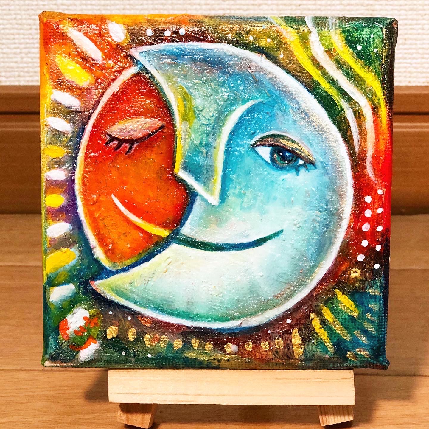月と太陽の絵